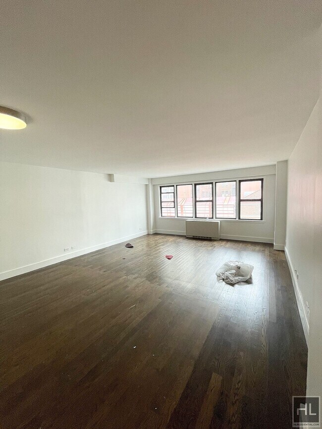 Building Photo - EAST 63 STREET