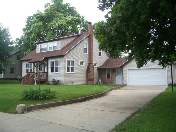 Building Photo - 307 Main Street