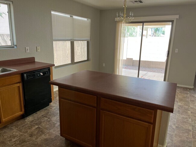 Foto del edificio - Single level home in Core Chandler