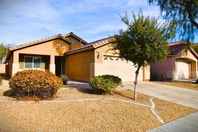Foto del edificio - Traditional 3 Bed House - 2836 Woodland Pa...