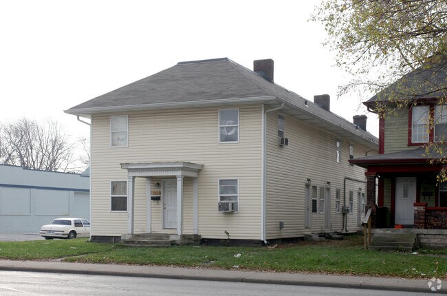 Foto del edificio - 3835 E Washington St