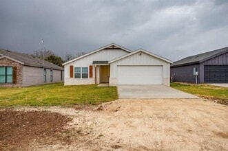 Building Photo - 118 Kentucky St