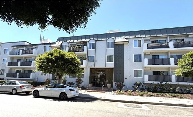 Photo - 8163 Redlands St (Los Angeles, CA)
