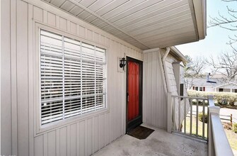 Building Photo - 3812 Country Club Rd