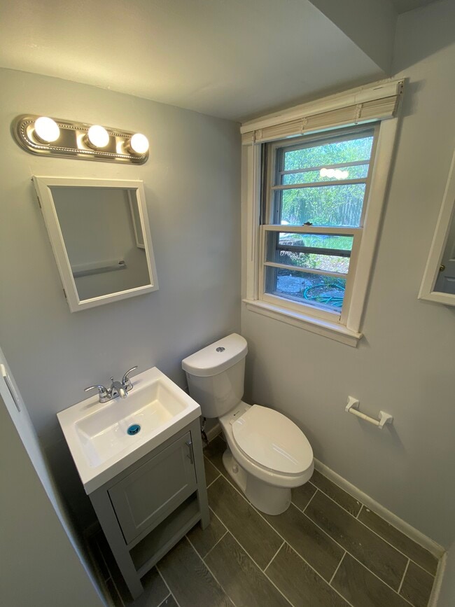 Bathroom - 9110 Drake Pl