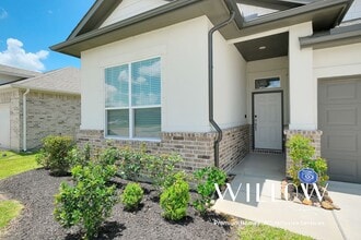 Building Photo - 10638 Cascade Crk Dr