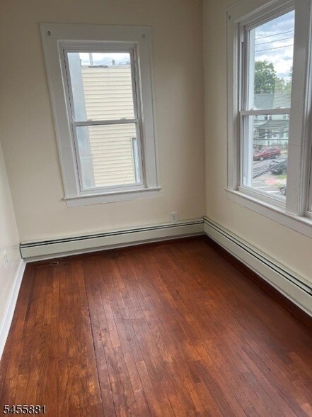 Foto del edificio - 333 E 22nd St