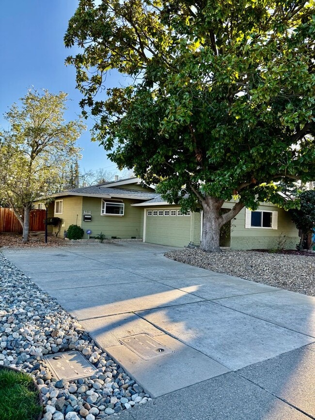 Photo - 4214 Zephyr Way House