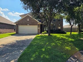 Building Photo - 20676 Oakhurst Meadows Dr