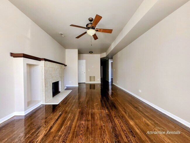 Foto del edificio - 7800 S Marshfield Ave