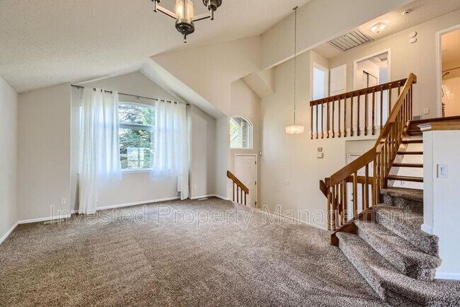 Building Photo - 3764 Seramonte Dr