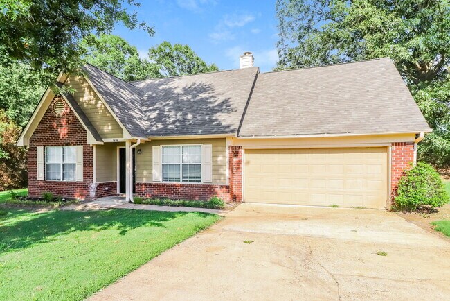 Foto del edificio - 7444 Holly Grove Dr