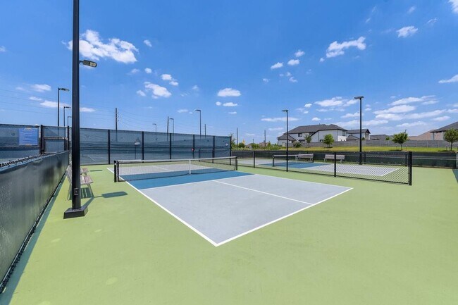 Foto del edificio - 2435 Pear Blossom Ln