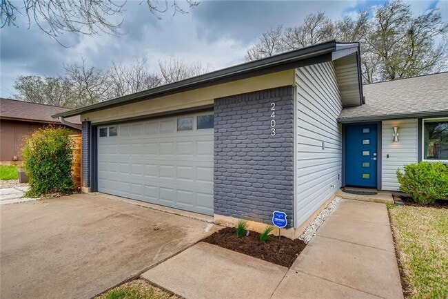 Building Photo - 2403 Aldford Dr