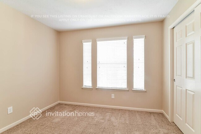 Foto del edificio - 11907 Lakewood Hills Dr