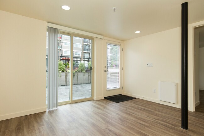 Foto del edificio - 2237 NW 59th-1