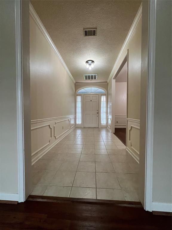 Building Photo - 3350 Shady Hollow Ln