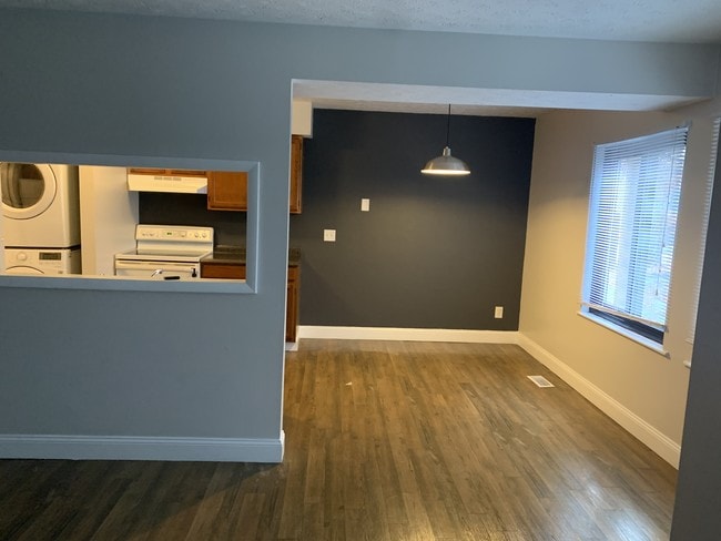 Building Photo - 107 Twilight Dr