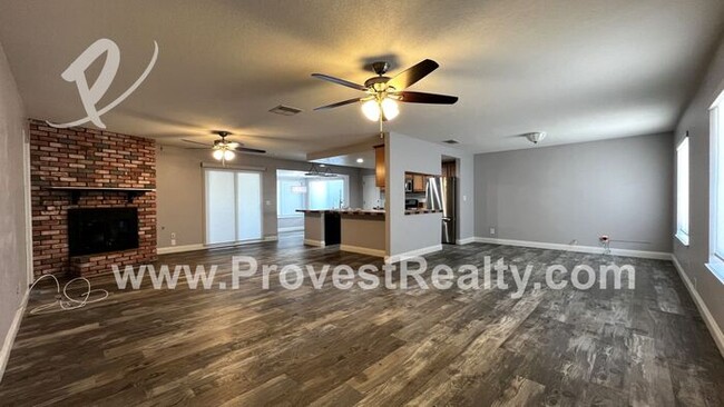 Foto del edificio - 3 Bed, 2 Bath Spring Valley Lake Home!!!