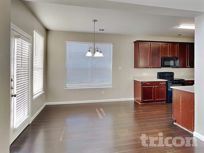 Building Photo - 1015 Remington Ranch Rd