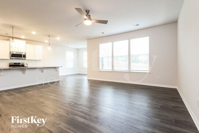Building Photo - 469 Yoshino Cherry Dr