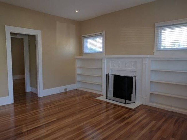 Foto del edificio - 5933 Camden St