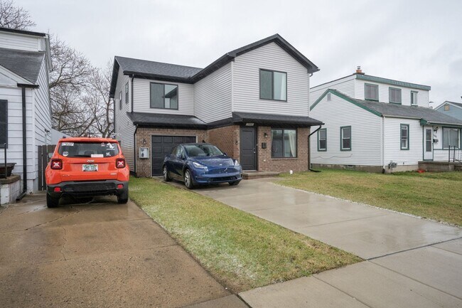 Foto del edificio - Spacious 4BR/2.5BTH House in Roseville