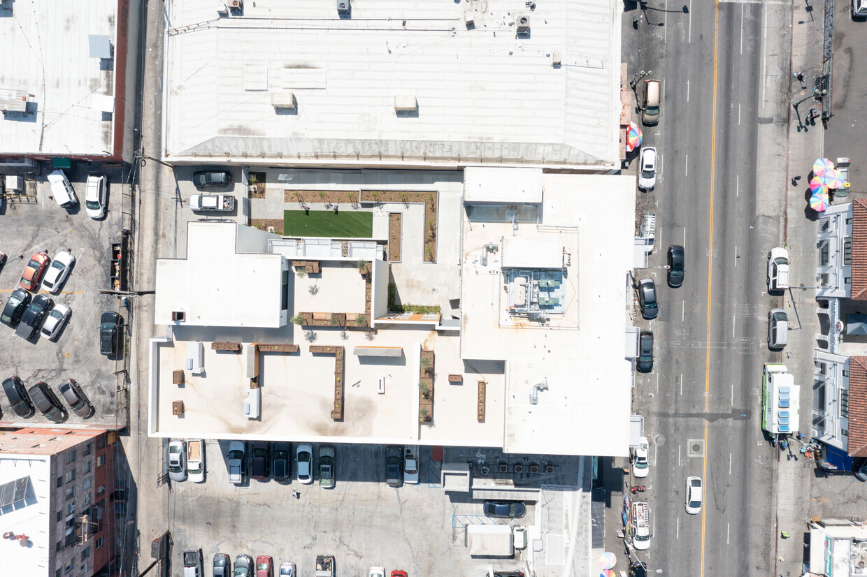 Aerial View - 740 S Alvarado St