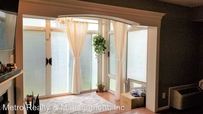 Foto del edificio - 2730 Brownsboro Rd
