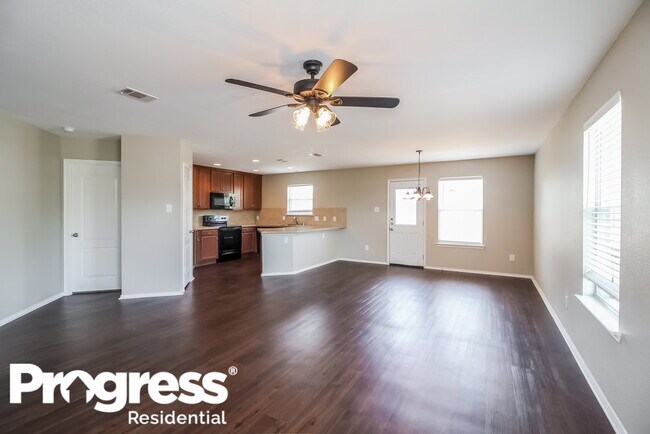 Foto del edificio - 1301 Burleson St