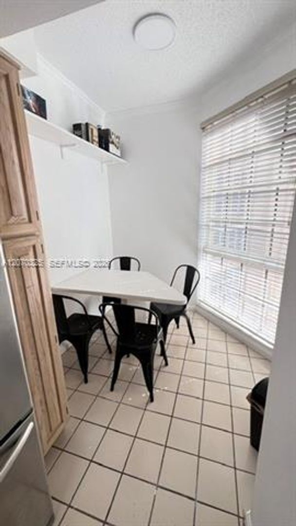 Foto del edificio - 1280 S Alhambra Cir