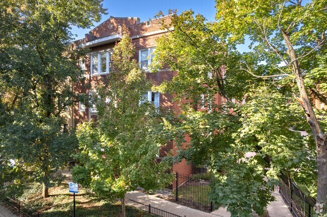 Building Photo - 1342-1350 W Estes Ave