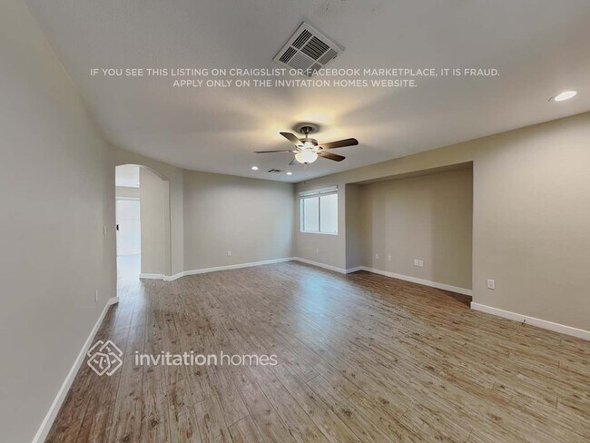 Foto del edificio - 10437 Chandra Ave