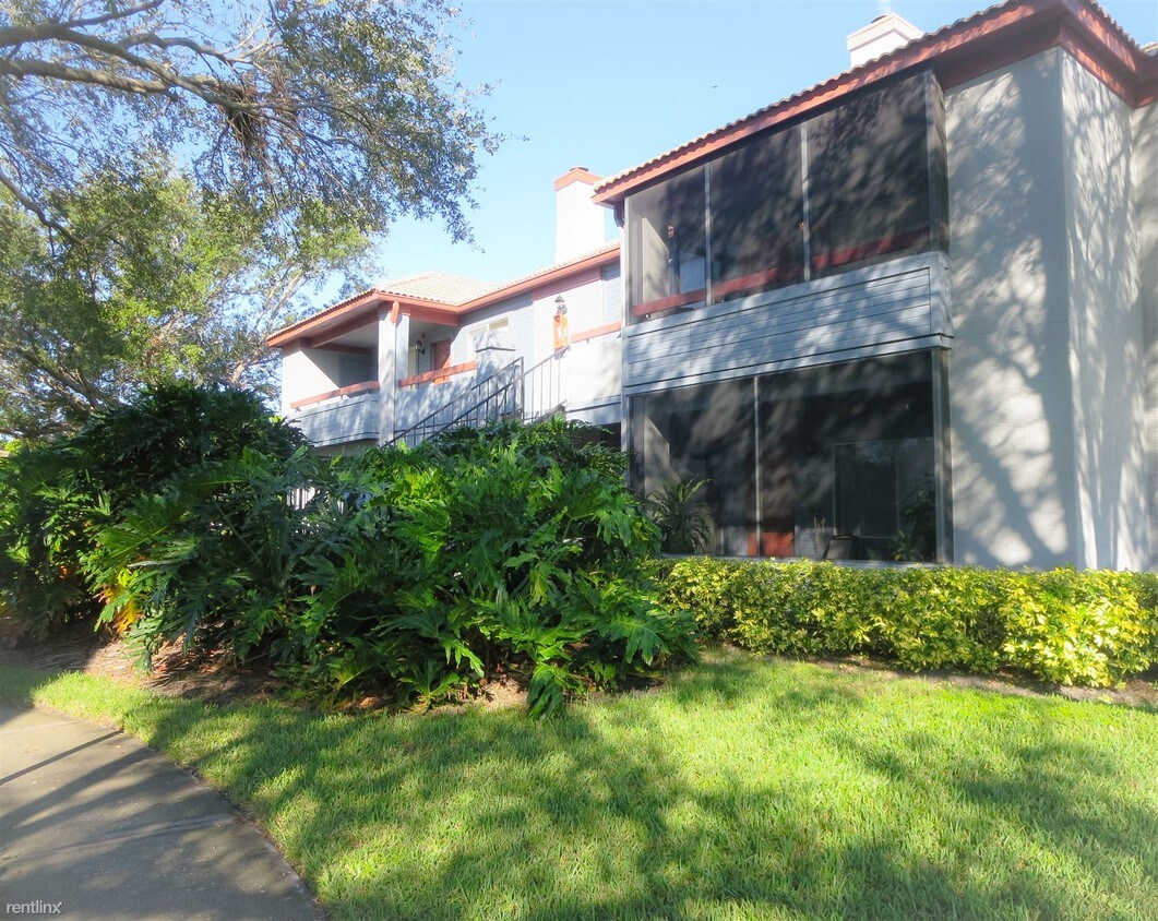 10263 Gandy Blvd N Unit Apt 1414, Saint Petersburg, FL 33702 Room for