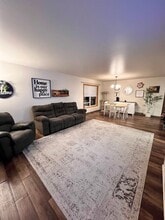 Building Photo - 1339 Glenn Pl