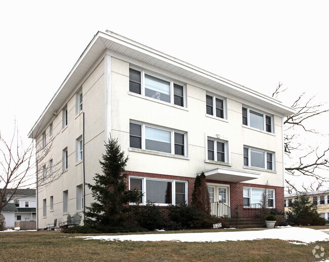 Foto del edificio - 522 Deal Lake Dr