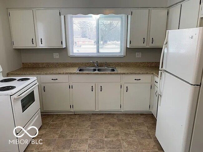 Foto del edificio - 1272 N Ridgeview Dr