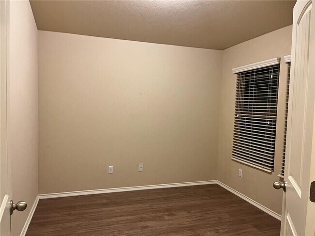 Foto del edificio - 17328 Bridgefarmer Blvd
