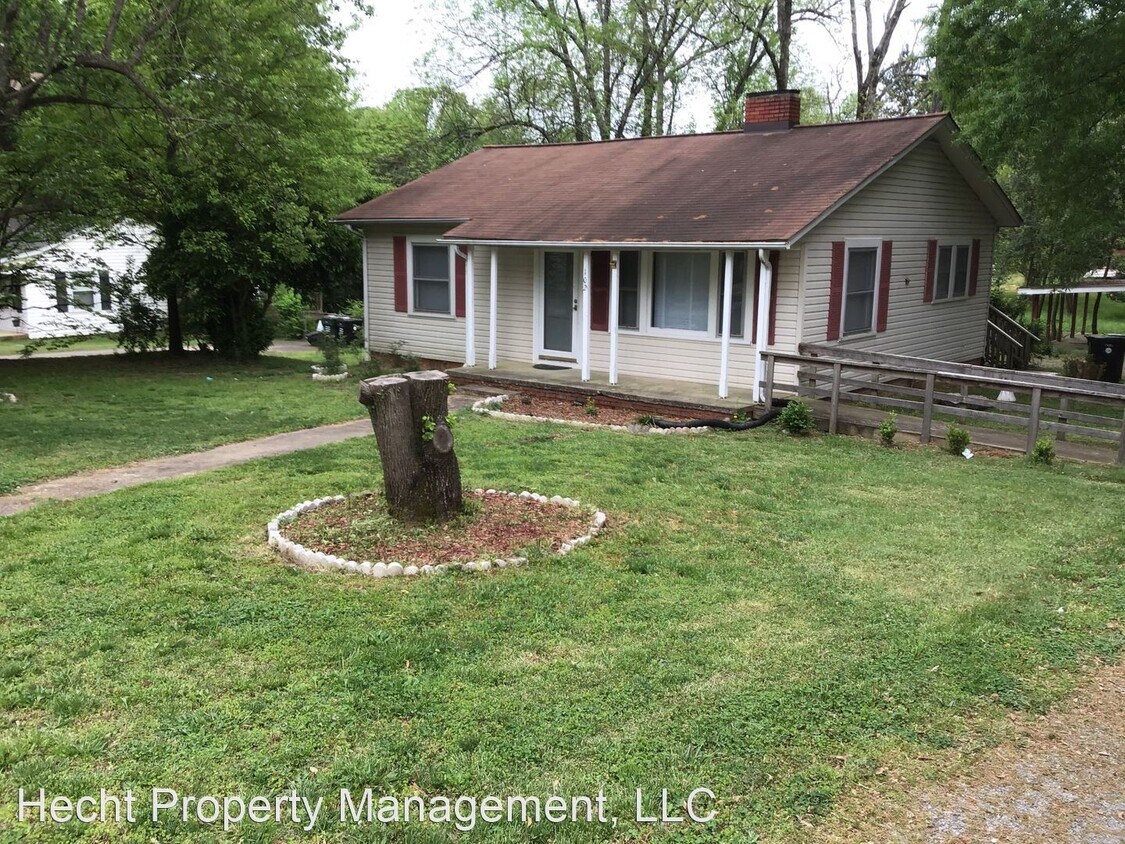 Primary Photo - 2 br, 1 bath House - 102 Eastside Drive SW