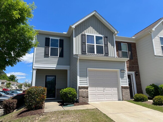 Foto del edificio - Corner Unit 3BD, 2.5BA Townhouse in North ...