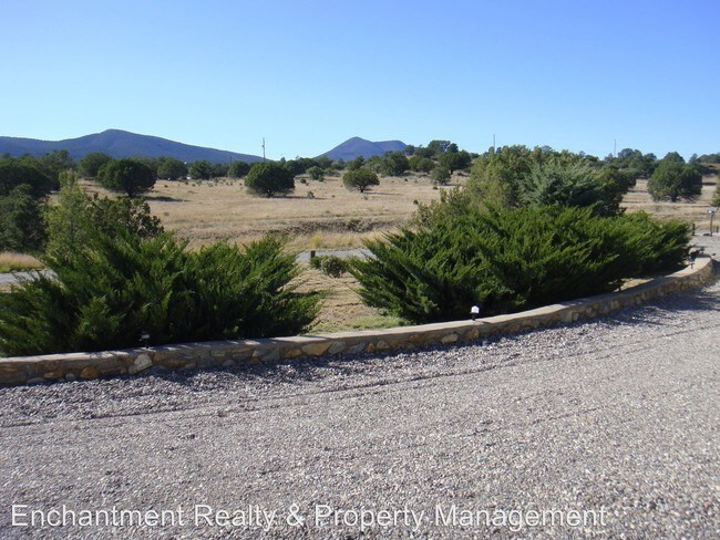 Building Photo - 3800 Pitchfork Ranch Rd