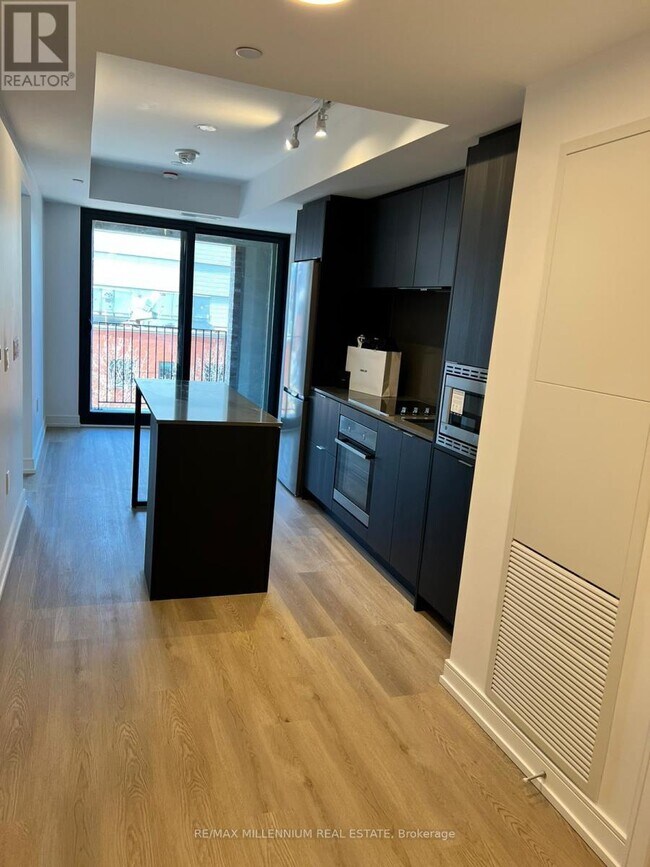 Photo du bâtiment - 1-711 Jarvis St