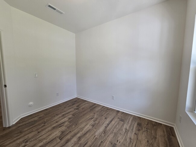 Foto del edificio - 4606 Wait Rd