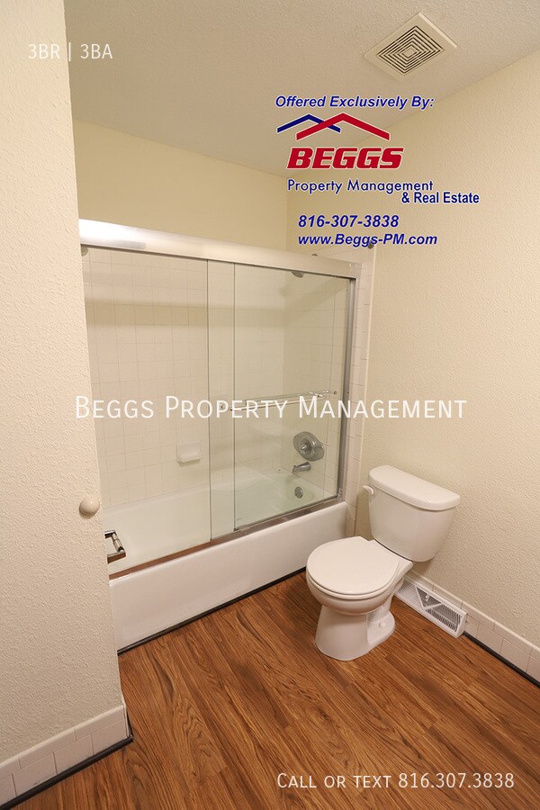 Foto del edificio - 1229 Broadmore Ln