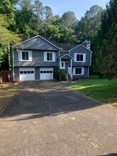 Building Photo - 5812 Sailboat Pointe