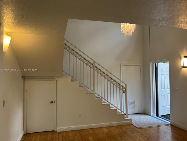 Building Photo - 888 S Douglas Rd