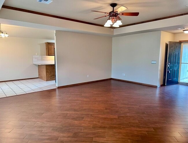 Building Photo - 1128 SW 128th St