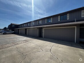 Building Photo - 701 S 38th Ave