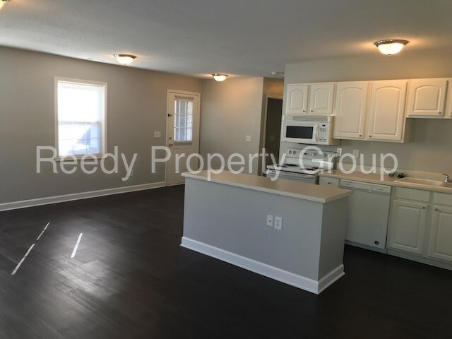Foto del edificio - 13 Paris Creek Ct