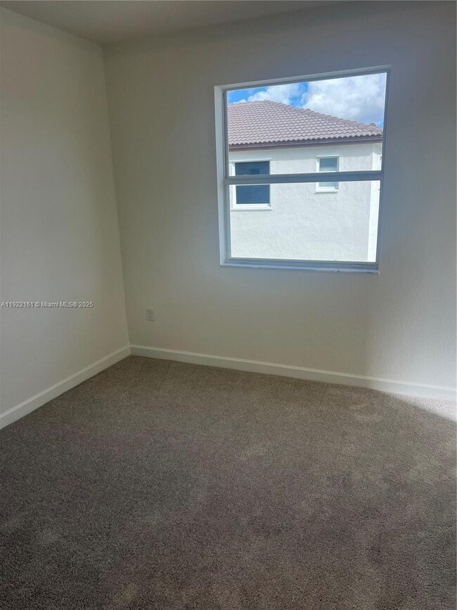 Foto del edificio - 2630 SE 27th Ct